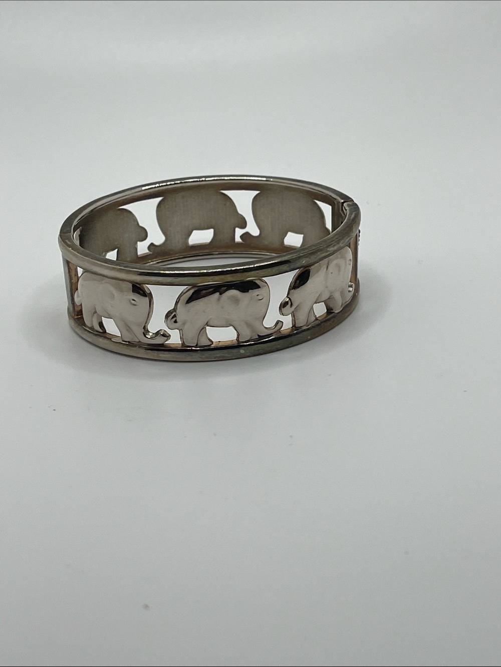 Source Unknown Silvertone  Elephant Cutout Bangle Bracelet